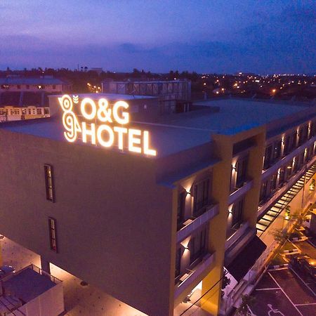 O&G Hotel Parit Buntar Bagian luar foto